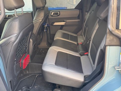 Used 2022 Ford Bronco Black Diamond image 19