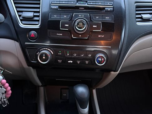 Used 2013 Honda Civic LX image 24