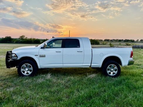 Used 2016 RAM 2500 Laramie w/ Convenience Group image 1