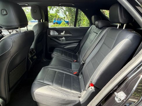 Used 2021 Mercedes-Benz GLE 580 4MATIC image 6