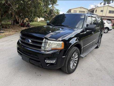 Used 2017 Ford Expedition EL XLT w/ Equipment Group 201A image 1