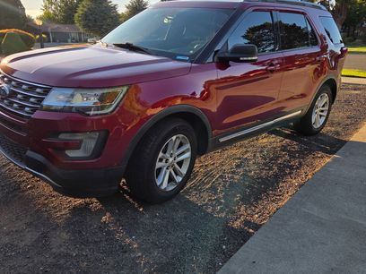 Used 2017 Ford Explorer XLT w/ Equipment Group 202A