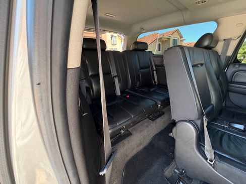 Used 2007 GMC Yukon XL Denali AWD/4WD image 13