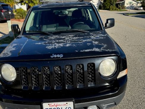 Used 2014 Jeep Patriot Latitude image 2