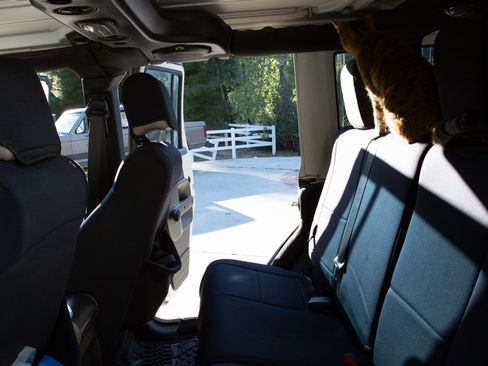 Used 2008 Jeep Wrangler Unlimited X image 9