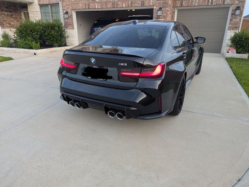 Used 2025 BMW M3 Sedan w/ Executive Package image 6