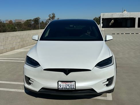 Used 2016 Tesla Model X P90D image 4