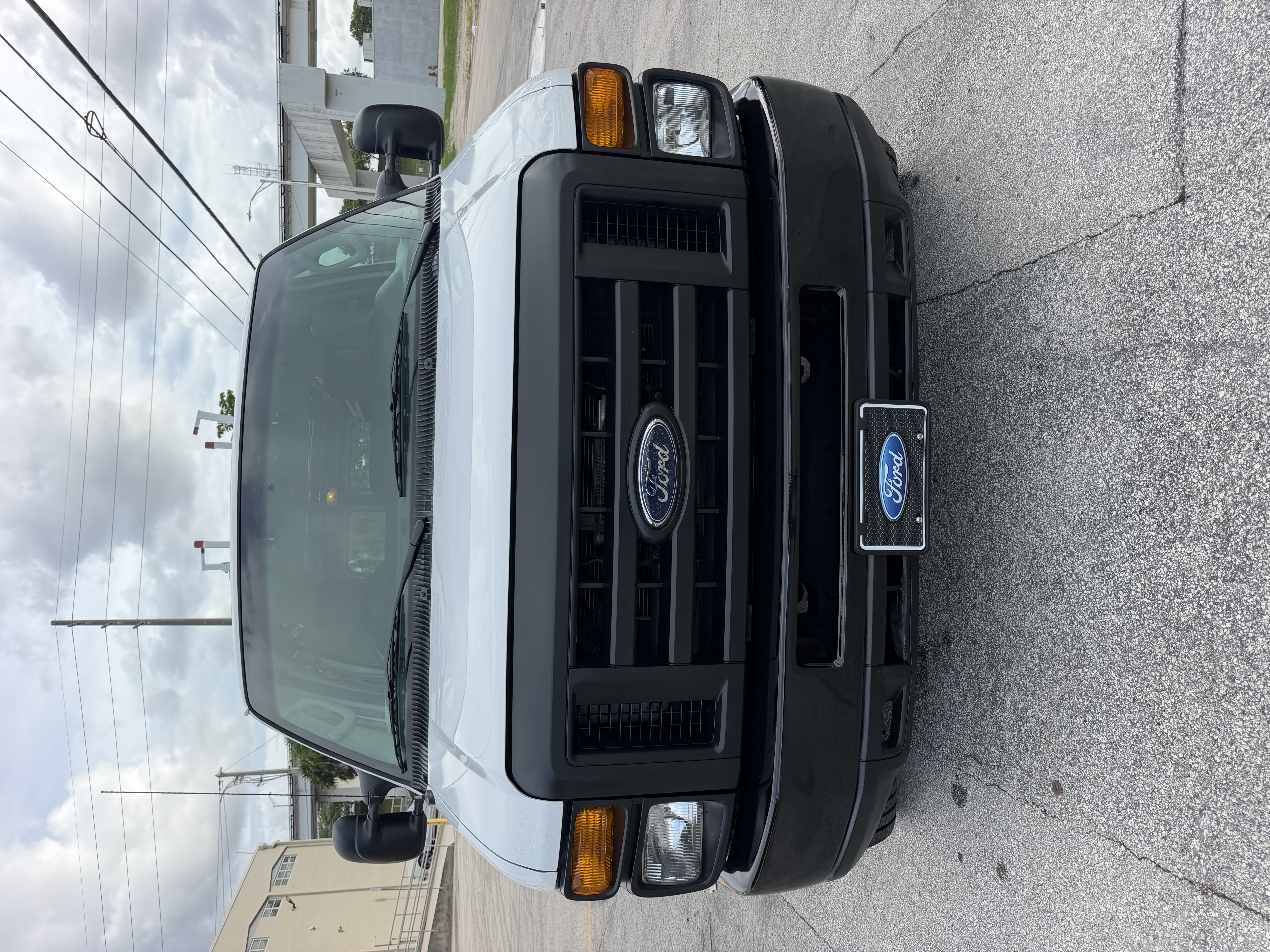 Used 2013 Ford E-250 and Econoline 250 Extended RWD image 5