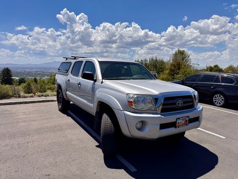 Used 2010 Toyota Tacoma 4x4 Double Cab image 11