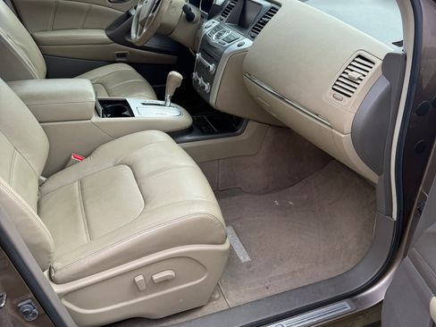 Used 2011 Nissan Murano SL image 2