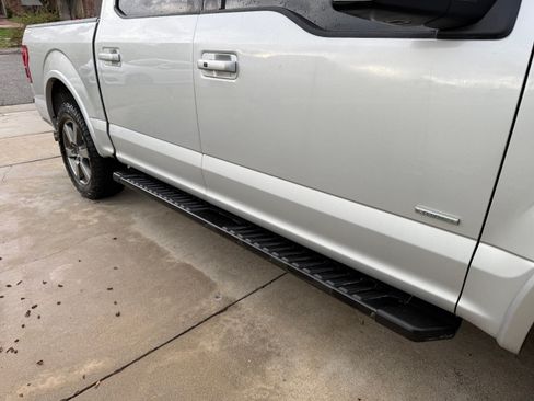 Used 2016 Ford F150 Lariat w/ Equipment Group 502A Luxury image 19