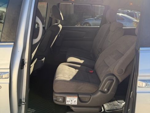 Used 2015 Honda Odyssey EX image 13