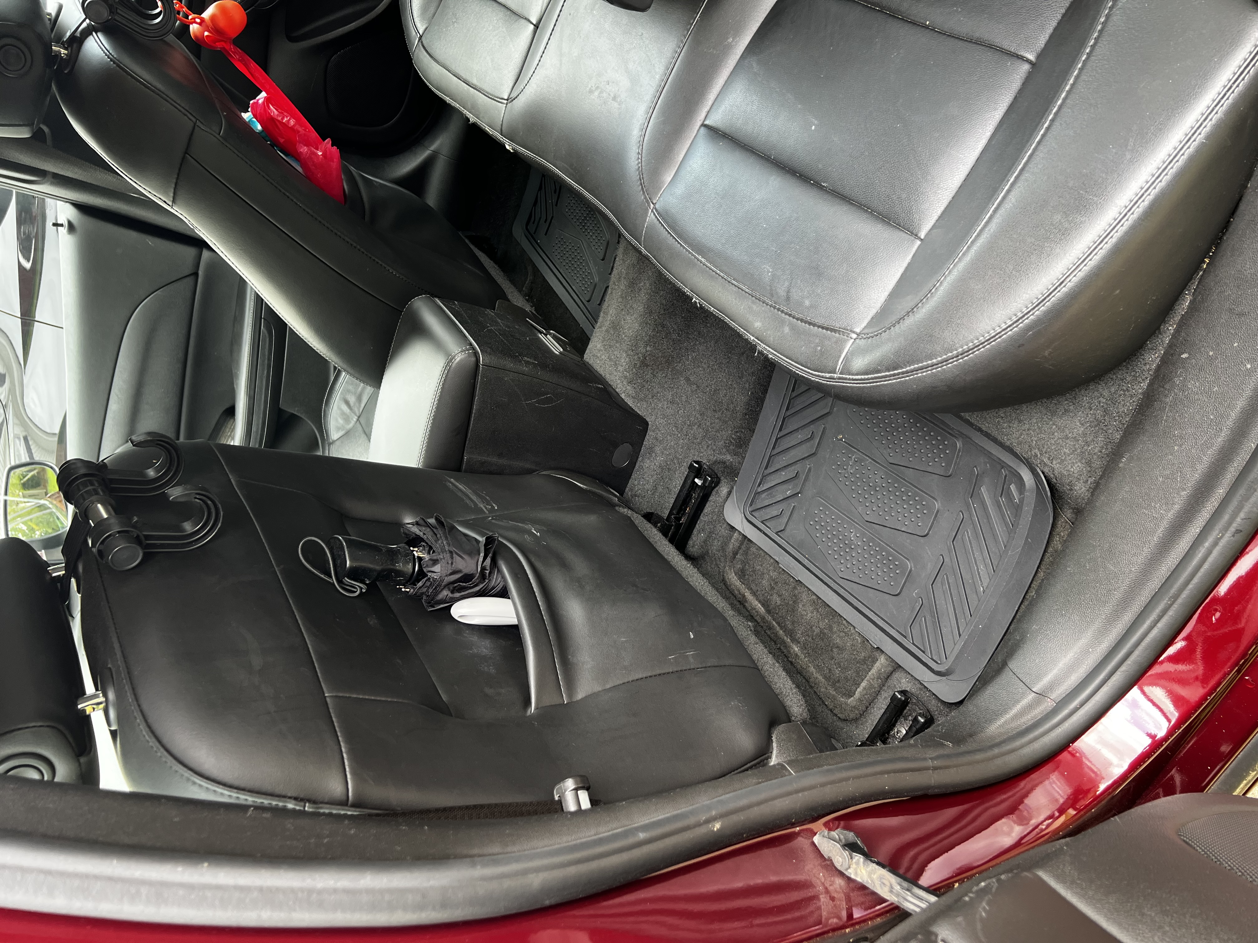 Used 2015 Chevrolet Malibu LT w/ Leather Package FWD image 11