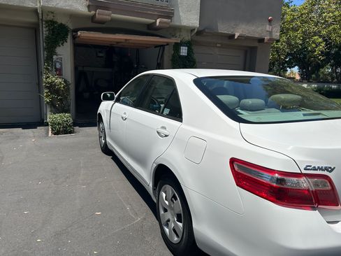 Used 2008 Toyota Camry LE FWD image 12