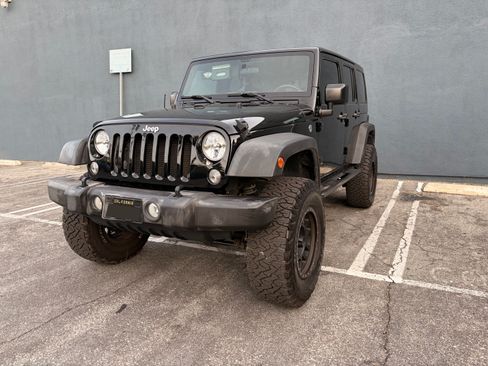 Used 2017 Jeep Wrangler Unlimited Sport w/ Connectivity Group image 4