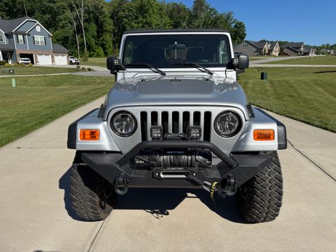 Used 2004 Jeep Wrangler 4WD w/ 30" Tire & Wheel Group image 2