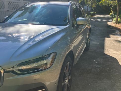 Used 2018 Volvo XC60 T6 Inscription w/ Convenience Package image 4