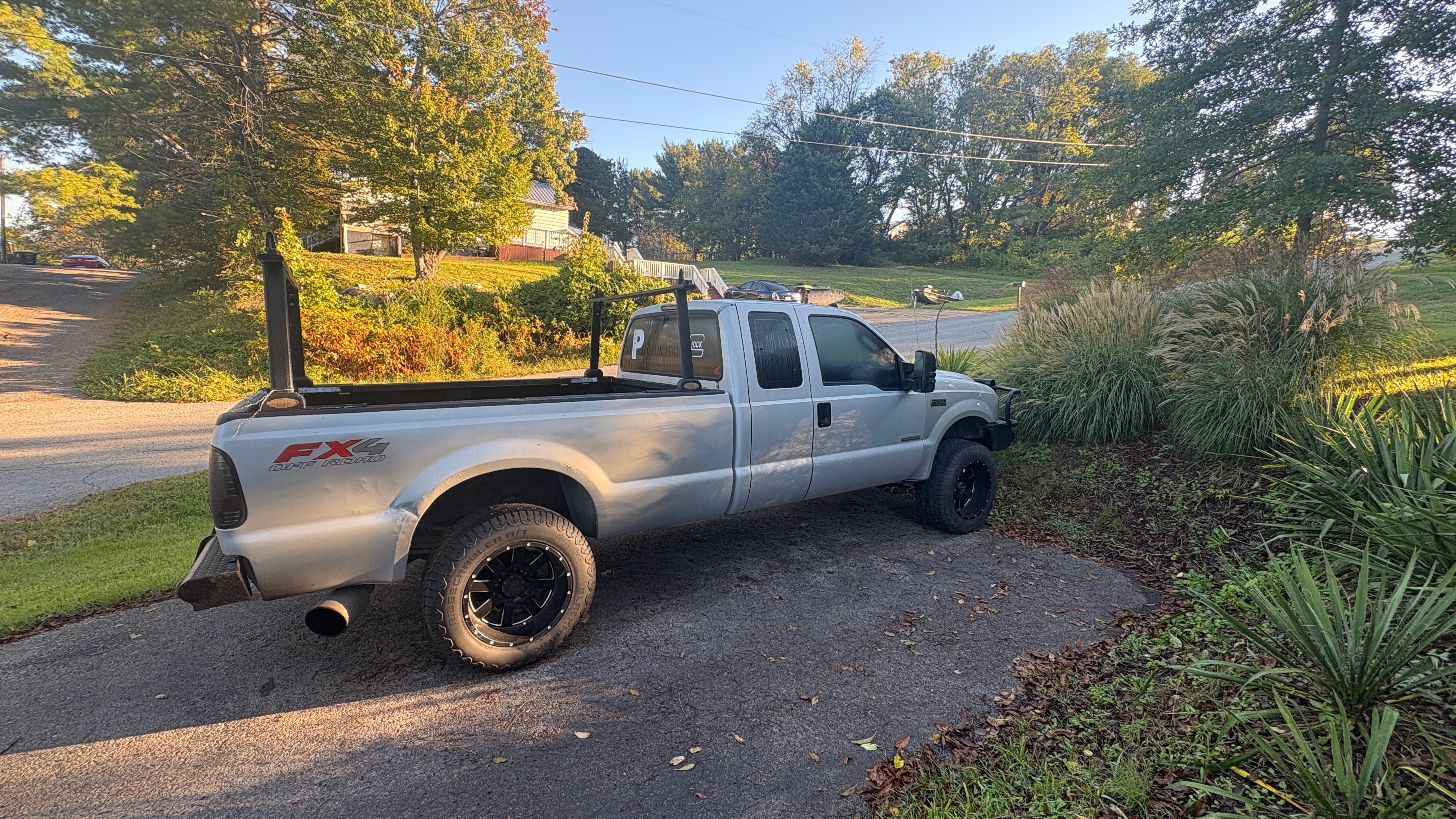 Used 2004 Ford F250 XLT AWD/4WD image 2