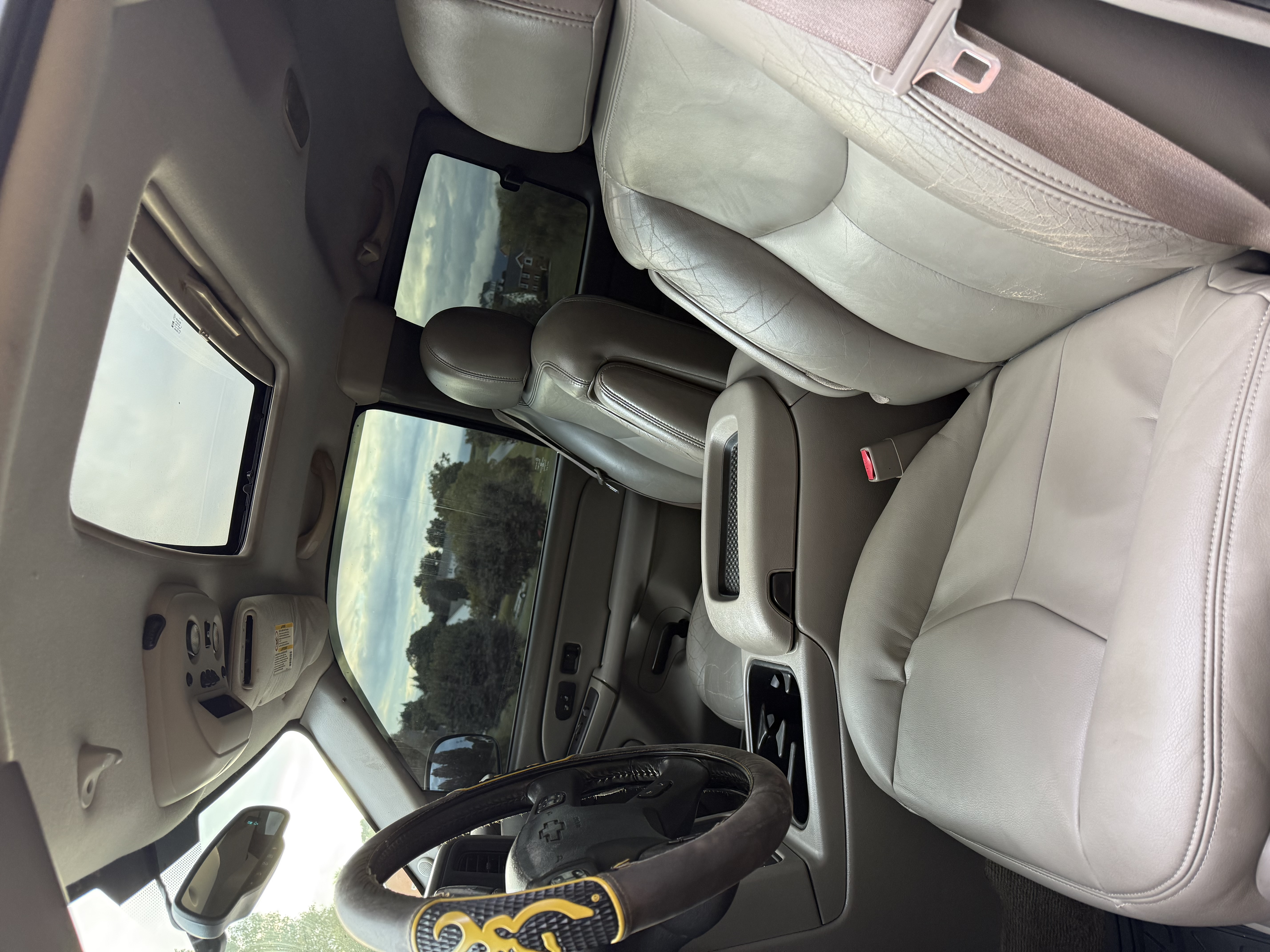 Used 2006 Chevrolet Silverado 2500 LT w/ Onstar Plus Package AWD/4WD image 24