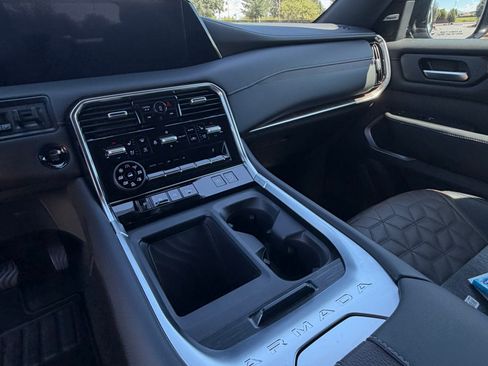 Used 2026 Nissan Armada Platinum Reserve AWD/4WD image 9