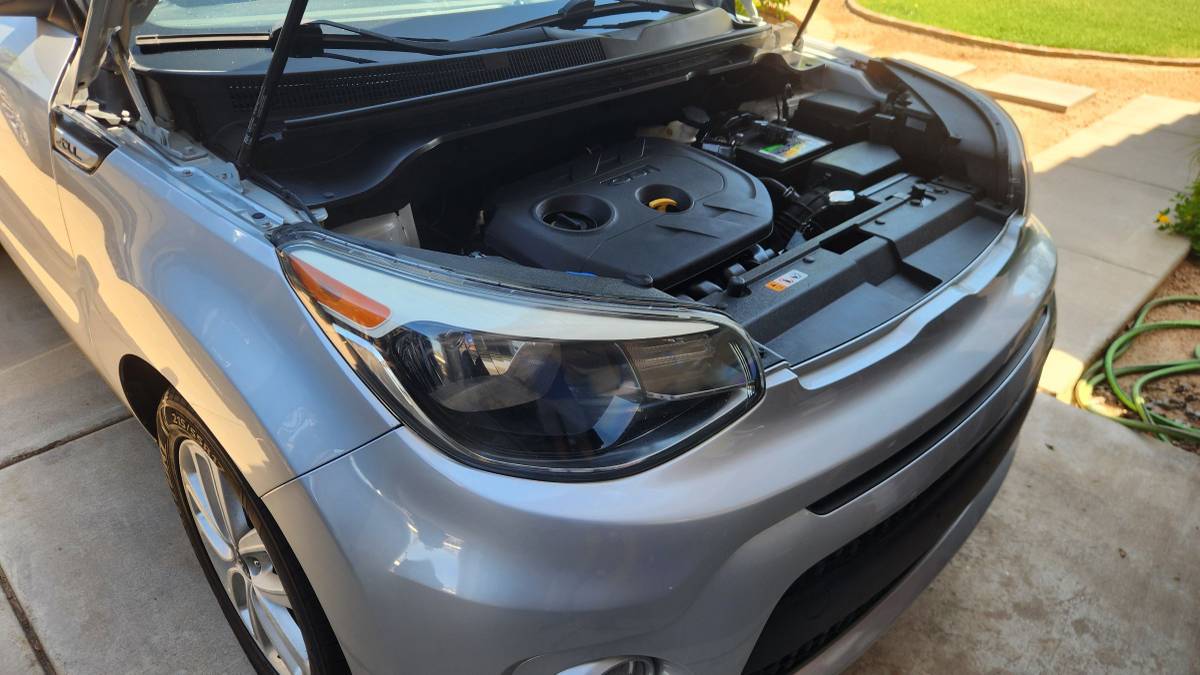 Used 2018 Kia Soul + FWD image 21
