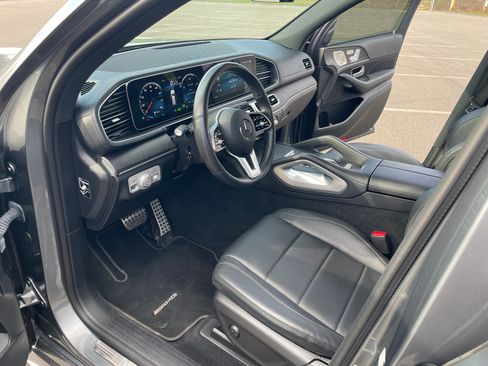 Used 2022 Mercedes-Benz GLS 450 4MATIC image 18