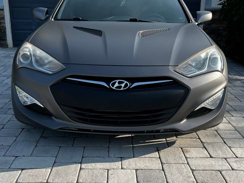 Used 2014 Hyundai Genesis 2.0T image 2