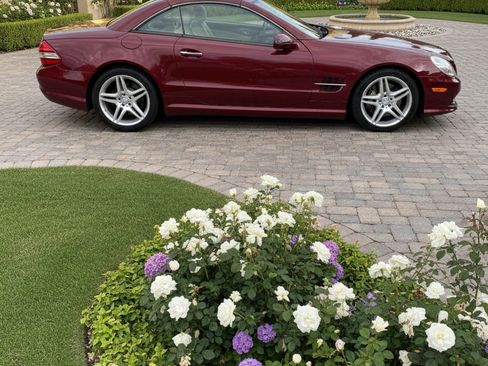 Used 2009 Mercedes-Benz SL 550 image 6