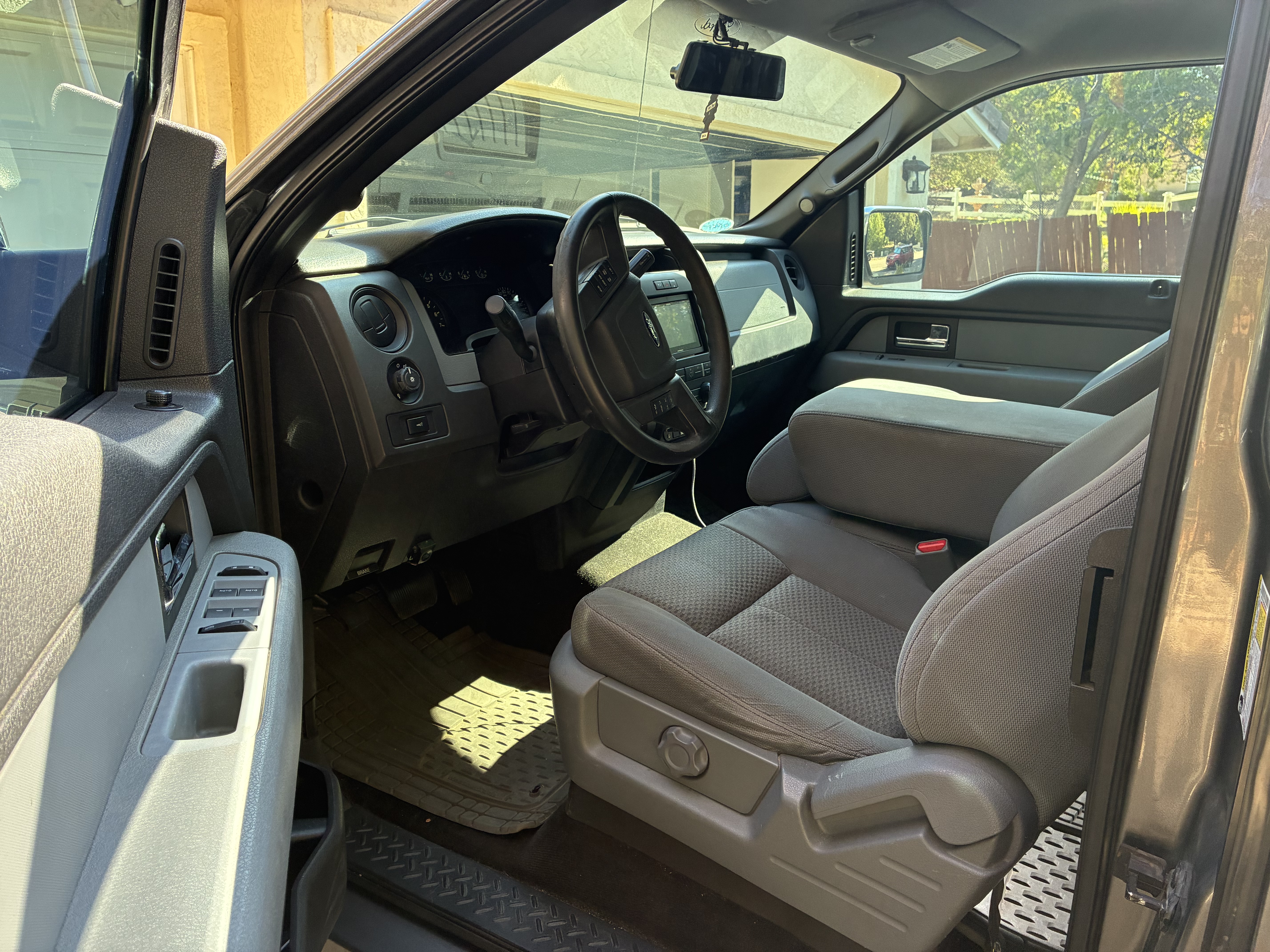 Used 2013 Ford F150 STX w/ Mid Equipment Group RWD image 8