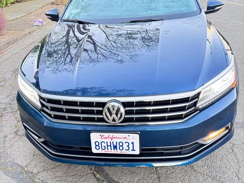 Used 2018 Volkswagen Passat 2.0T SE image 5