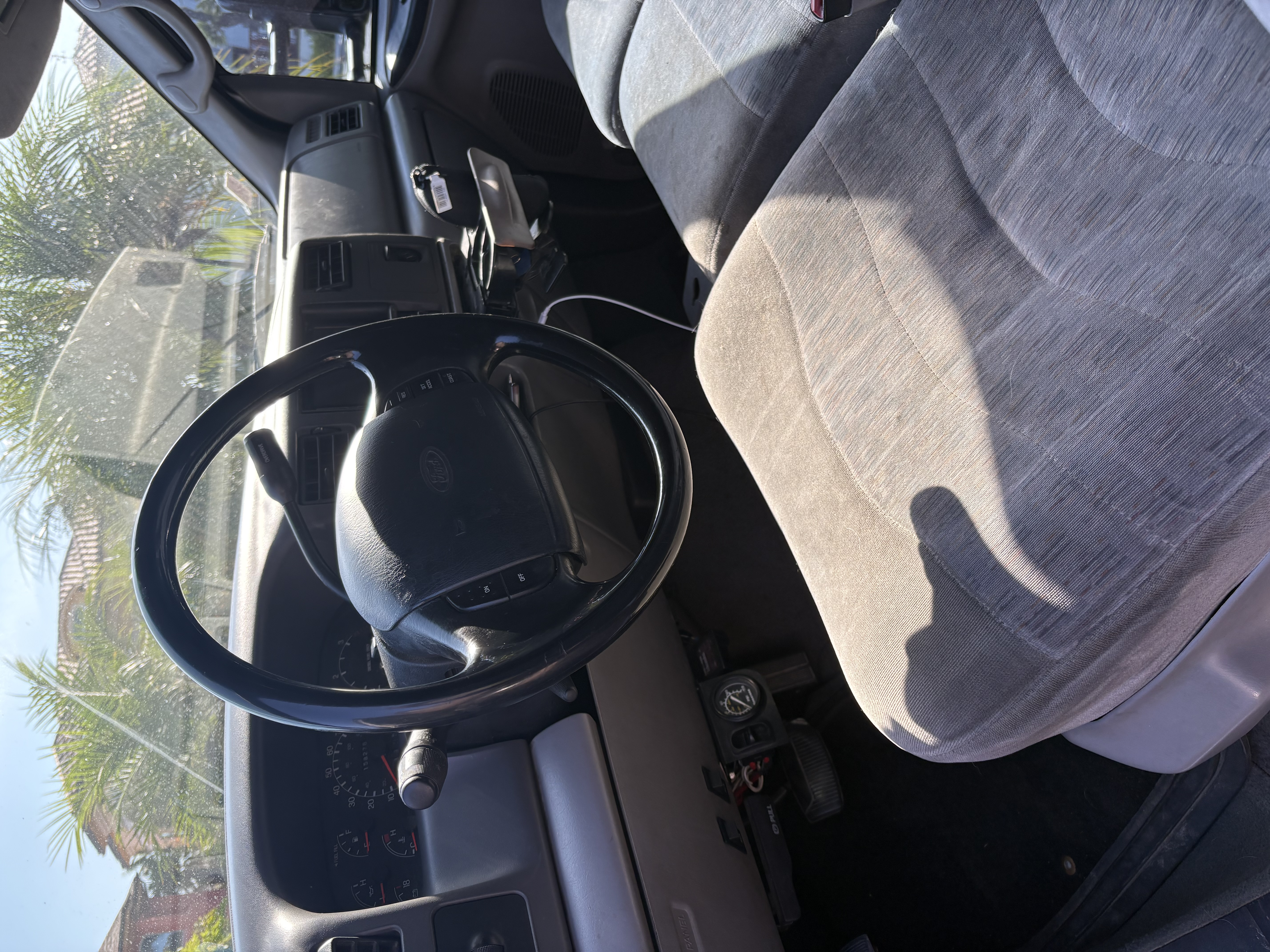 Used 1999 Ford F550 2WD Crew Cab Super Duty image 21