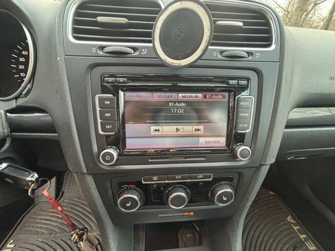 Used 2013 Volkswagen Jetta SE image 12