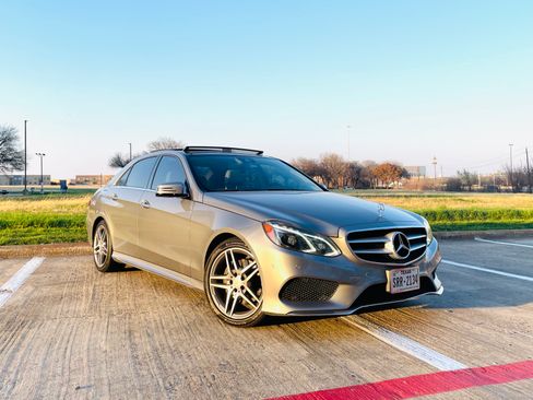 Used 2014 Mercedes-Benz E 350 Sedan image 2