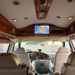 Used 1999 Ford E-150 and Econoline 150 RWD image 15