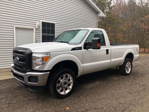 Used 2015 Ford F250 XL w/ Power Equipment Group image 1