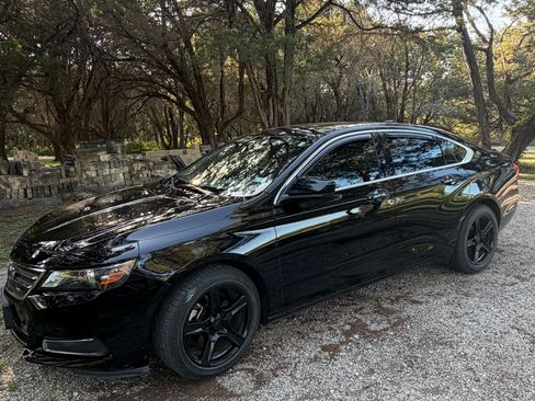Used 2018 Chevrolet Impala LS FWD image 5