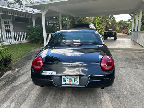 Used 2002 Ford Thunderbird image 6