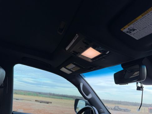 Used 2021 Toyota Land Cruiser Heritage Edition image 15