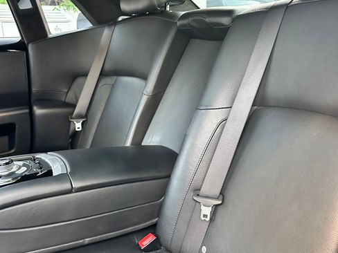 Used 2011 Rolls-Royce Ghost image 9