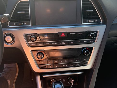 Used 2015 Hyundai Sonata Sport w/ Option Group 04 image 5