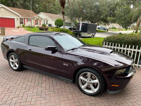 Used 2012 Ford Mustang GT Premium w/ GT Coupe Accessory Pkg 4 RWD image 2