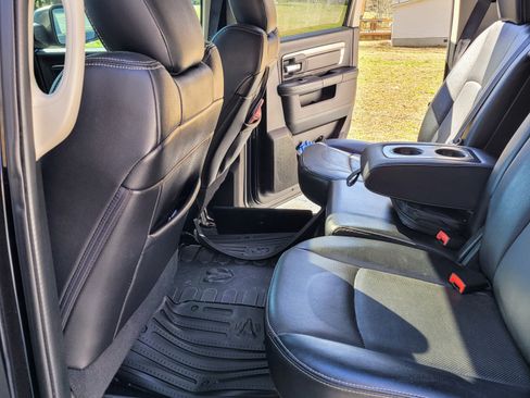 Used 2017 RAM 1500 Sport w/ Convenience Group image 8