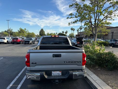 Used 2017 Toyota Tundra SR5 image 5