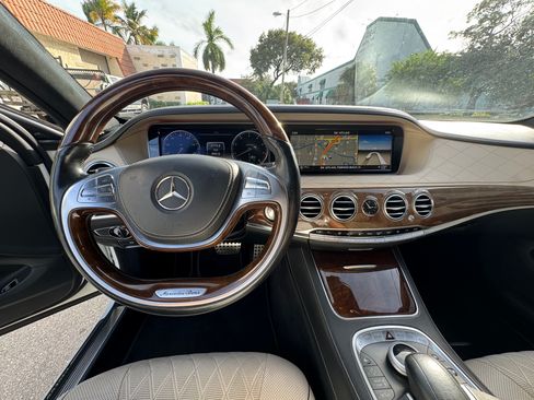 Used 2014 Mercedes-Benz S 550 Sedan image 14