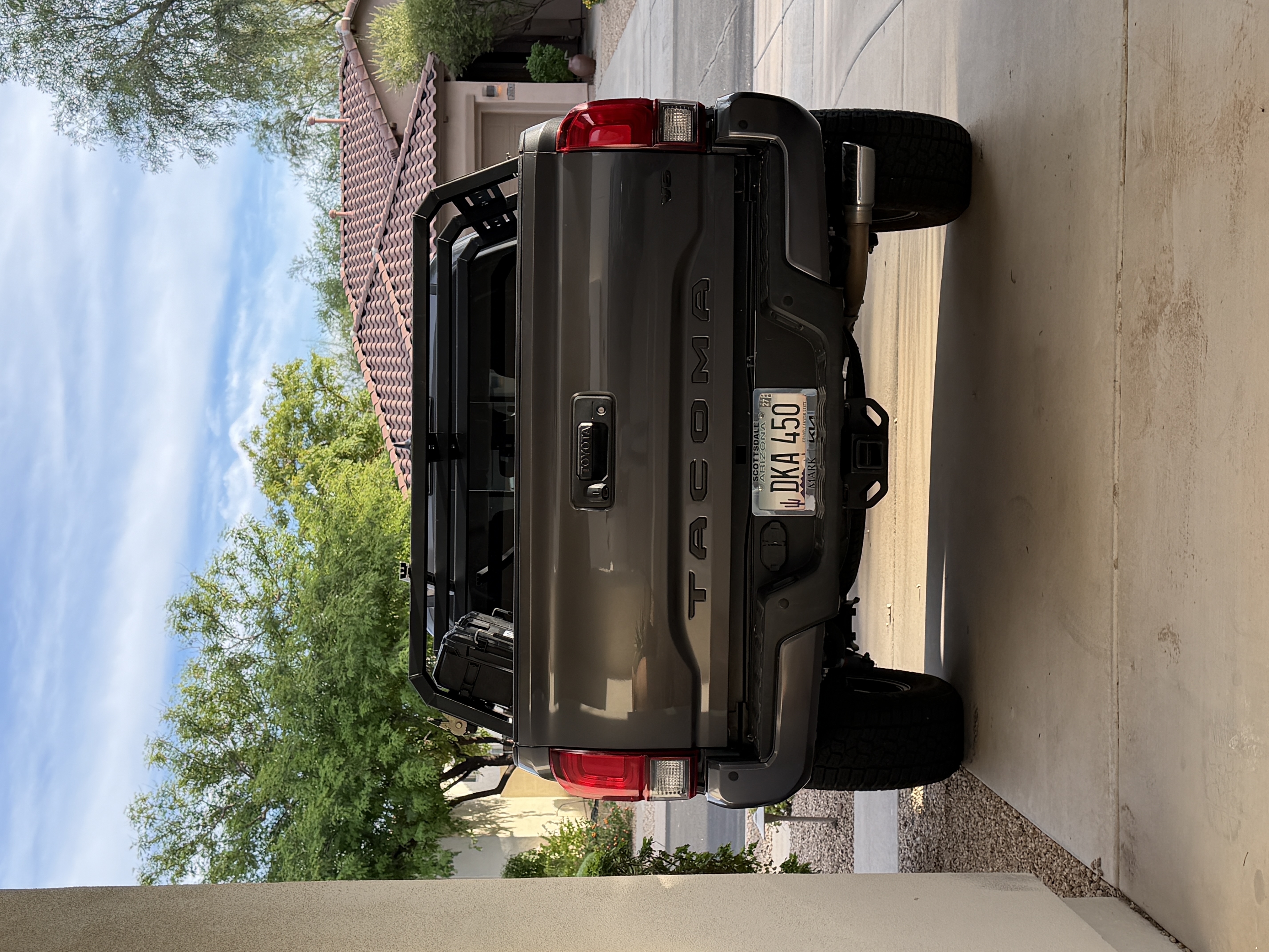 Used 2019 Toyota Tacoma TRD Sport w/ Technology Package RWD image 10