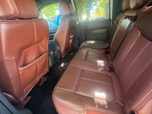Used 2014 Ford F350 King Ranch w/ King Ranch w/Chrome Package image 12
