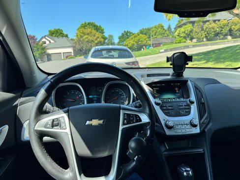Used 2016 Chevrolet Equinox LTZ w/ Enhanced Convenience Package AWD/4WD image 5
