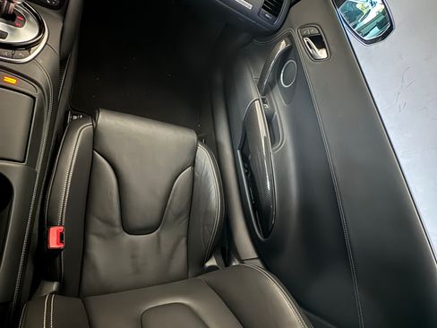 Used 2015 Audi R8 V10 image 6