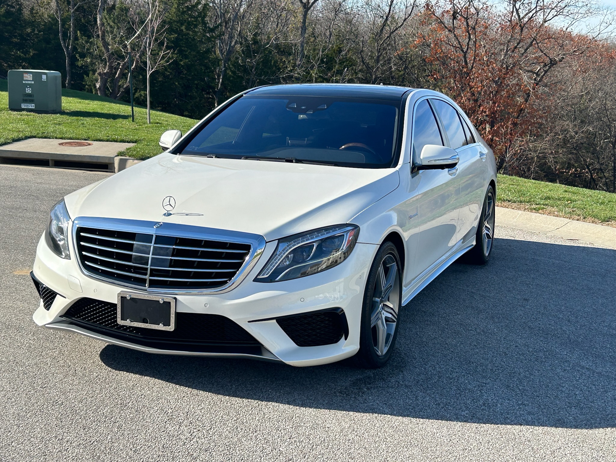 Used 2014 Mercedes-Benz S 63 AMG 4MATIC Sedan image 1