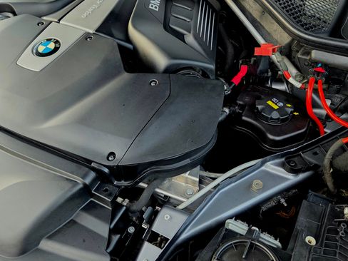 Used 2015 BMW X5 xDrive50i image 15